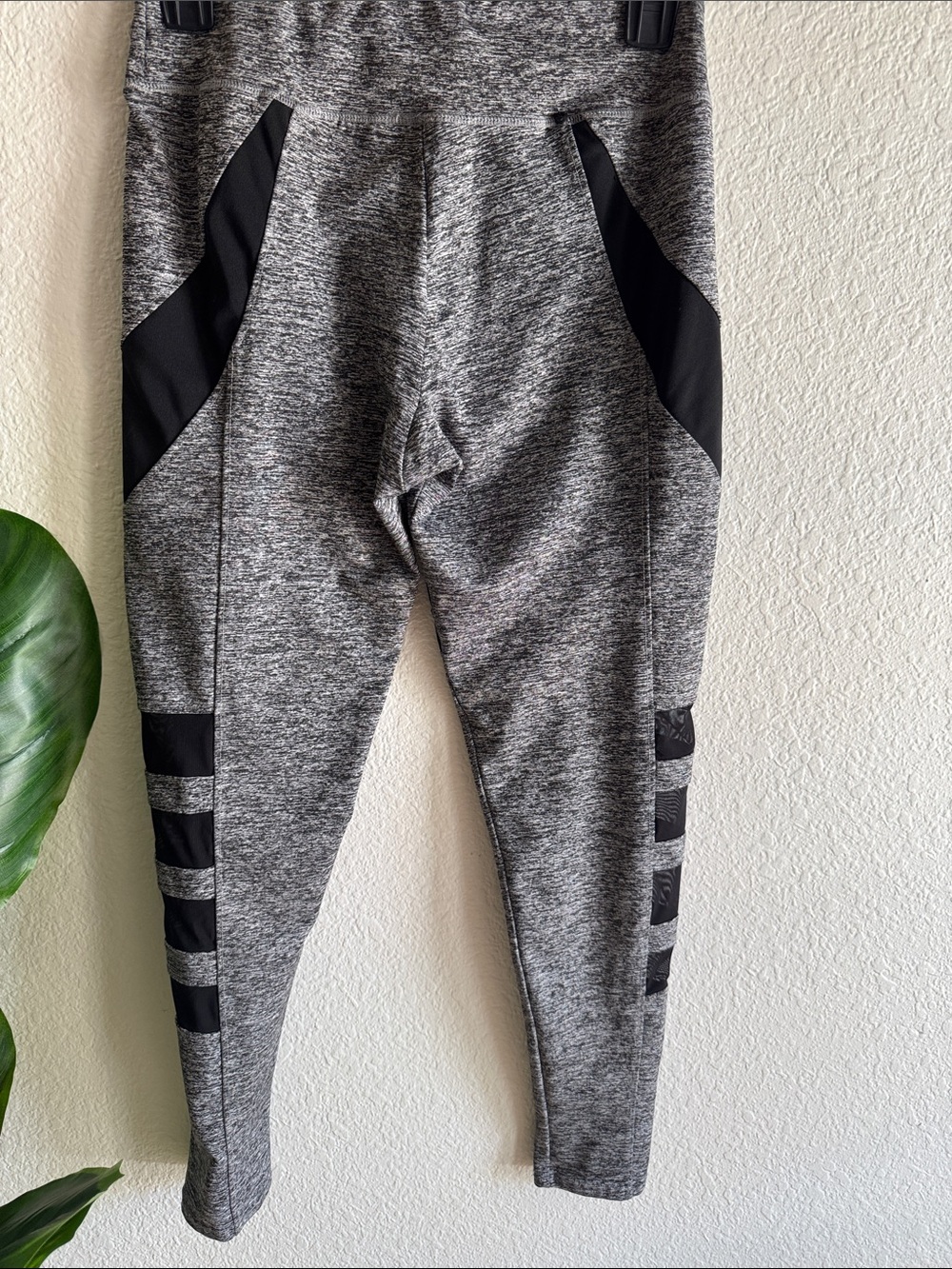 Always Gray Heather Leggings with Black Contrast Panels - Picture 4 of 7
